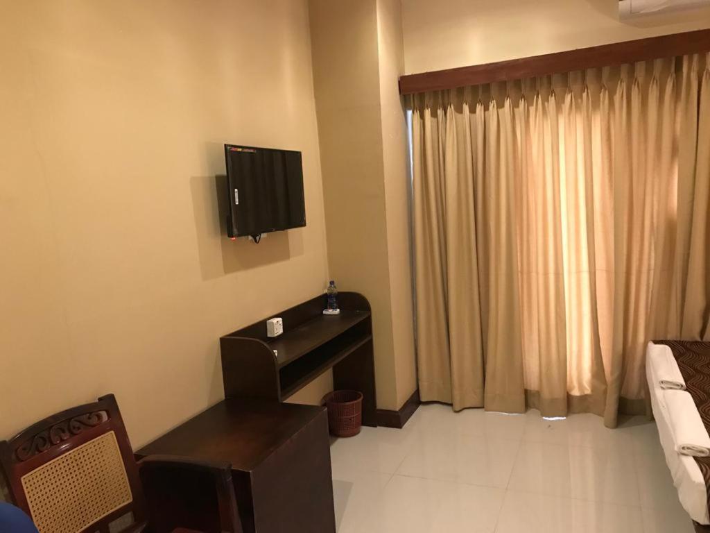 Yarl Mercury Inn Jaffna Dış mekan fotoğraf